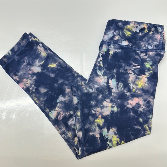 Athleta Girl Chit Chat Capri Tie Dye - Picture 3 of 12